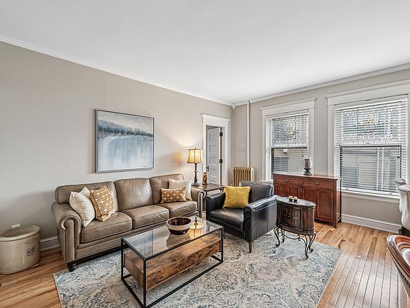 3rd image of 635 Grand Ave APT 3