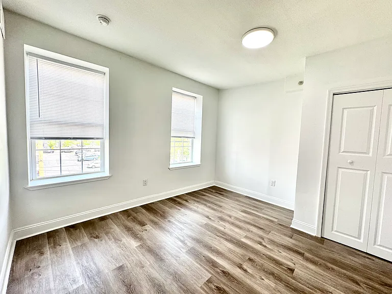 20 N 40th St #31 — Photo 8