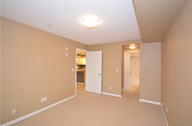 630 McAllister Loop SW — Photo 11