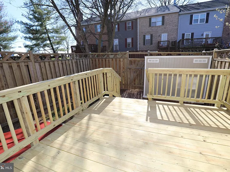 8006 Harbor Pl — Photo 29