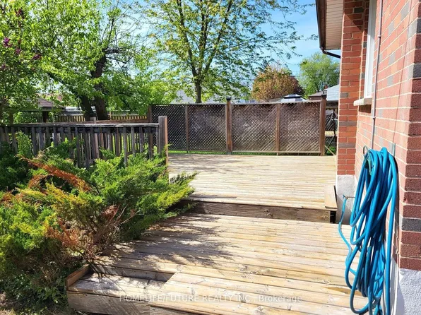 214 Windsor St, Oshawa, ON L1H 6G3