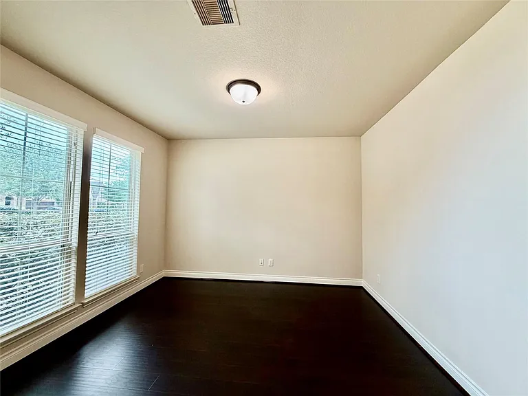 11006 Glenrothers Dr — Photo 7
