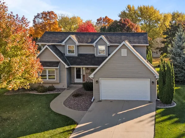 1318 Partridge Ct, Oshkosh, WI 54904