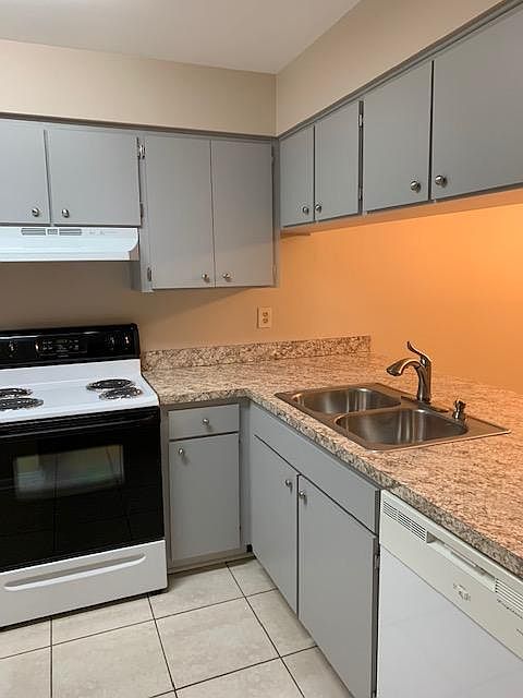 1st image of 6420 Bonnie Bay Cir