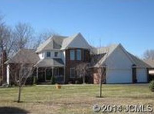 2527 Pleasure Ridge Ln, Madison, IN 47250