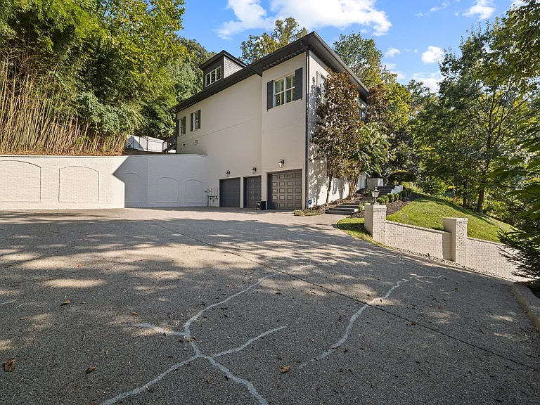 3 Car Garage, Plus Parking for Several Vehicles and Turn Around Space