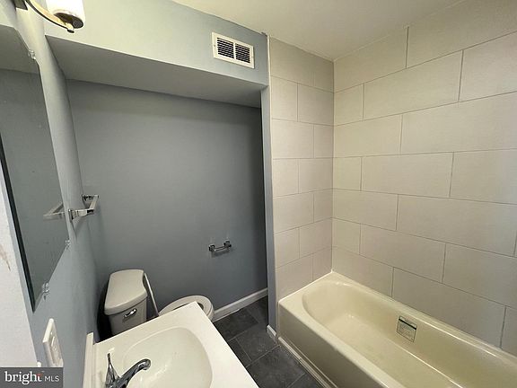 5th image of 3940 N 5th St Unit 2