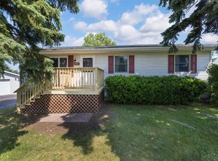 11230 E Law Rd, North East, PA 16428
