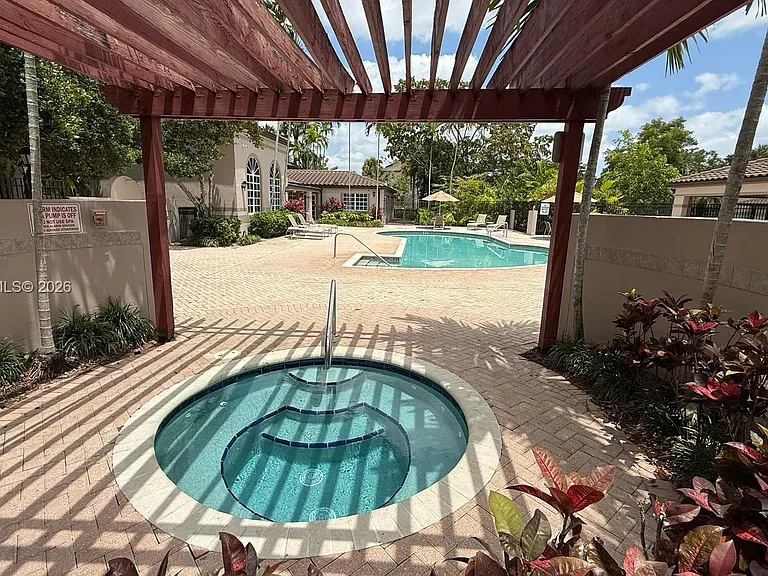 9933 Nob Hill Ln #9933 — Photo 26