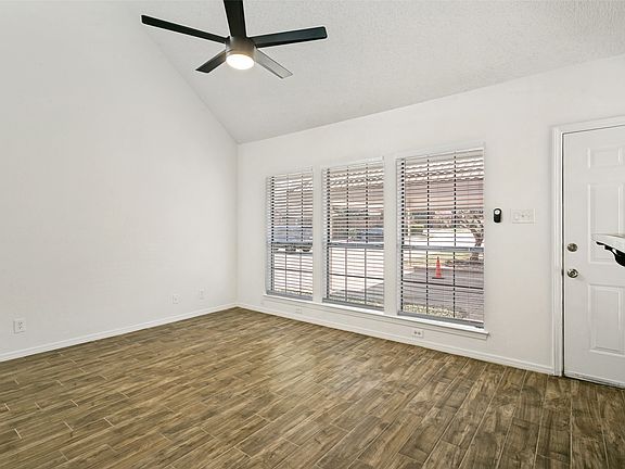 4th image of 18240 Midway Rd APT 901