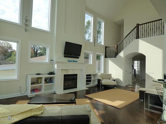 5th image of 50103 W Lakeshore Dr