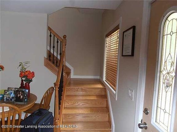 3rd image of 624 E Spartan Ave