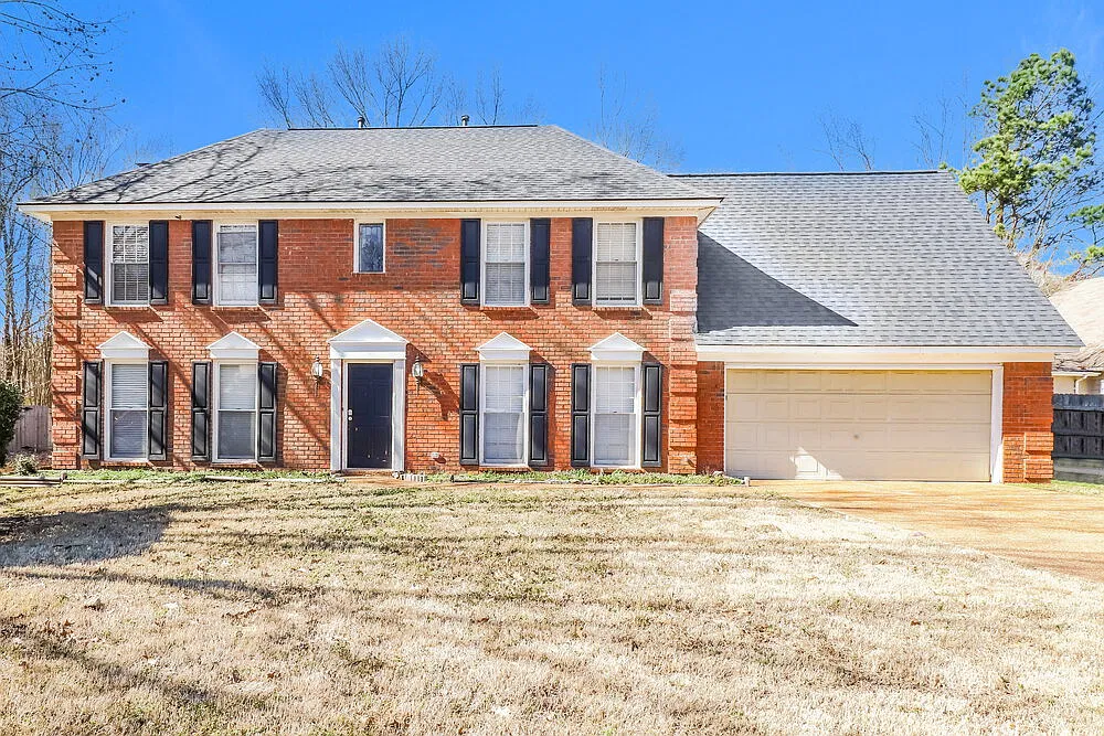 4 bed, 2.5 bath, 2651 sqft, $2,395 — Photo 1