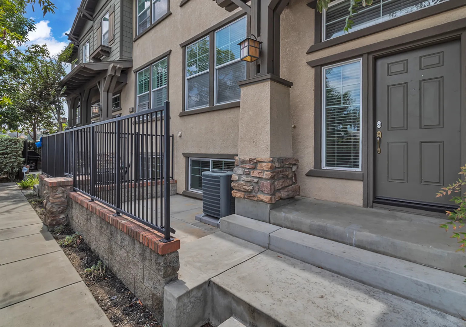 26090 Stonehaven Drive — Photo 4
