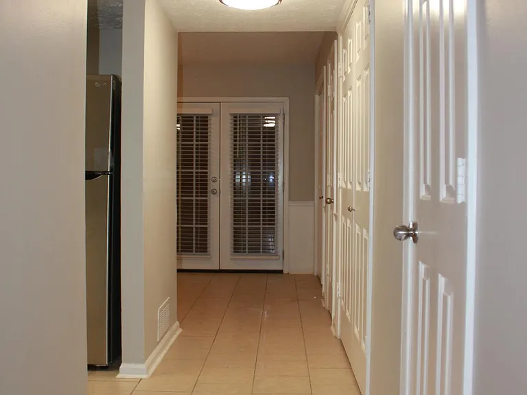 4237 Dejohns Way — Photo 4