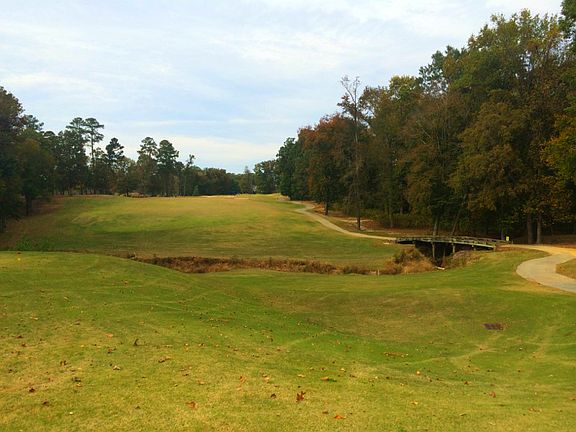 2nd image of 200 Golf View Dr