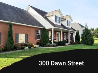 300 Dawn St, Scott Depot, WV 25560