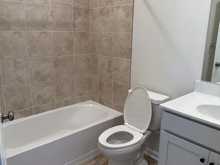 1353 Cedar Valley Rd — Photo 26