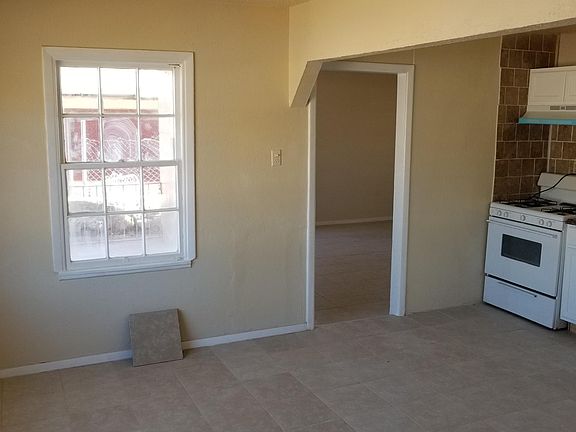 5th image of 3720 Flory Ave
