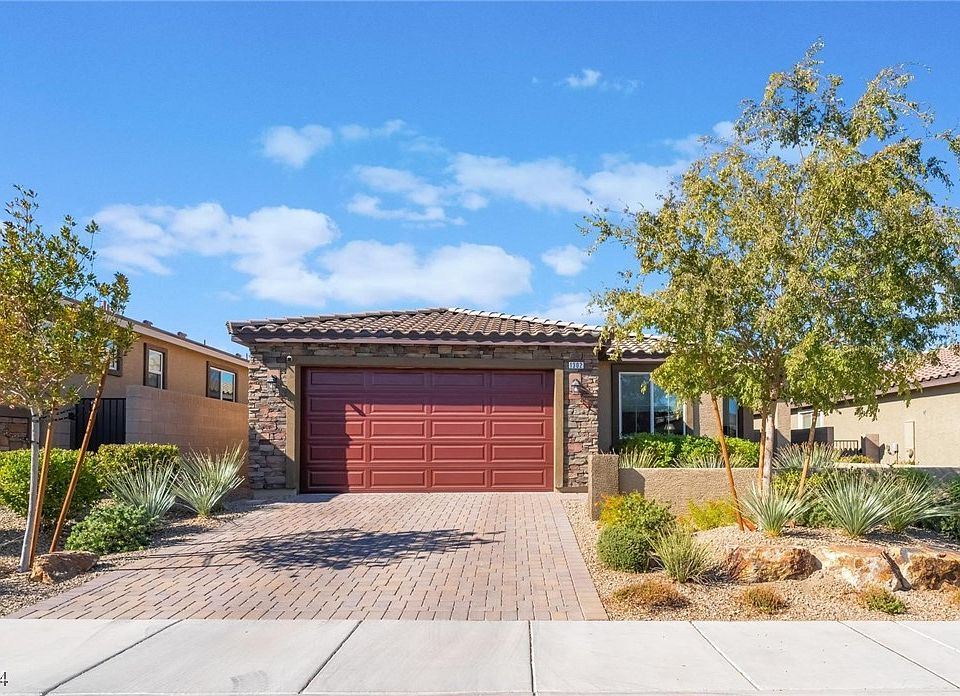 1st image of 1302 Paseo Del Oso Ln