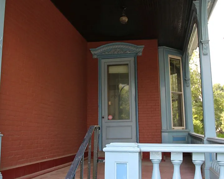 125 W Green St — Photo 41