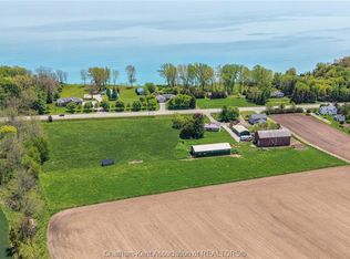 7527 Talbot Trl, Chatham Kent, ON N0P 1A0