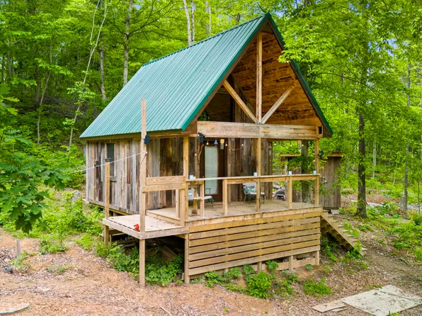 1649 High Rock Rd, Stanton, KY 40380