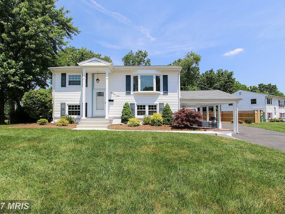 1st image of 8111 Lomond South Dr