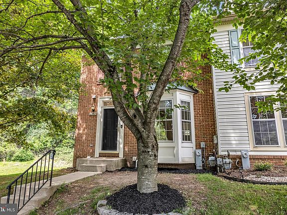2nd image of 4816 Wainwright Cir