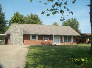 40 Marberry Dr, Metropolis, IL 62960