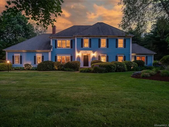 62 Applewood Drive, Somers, CT 06071