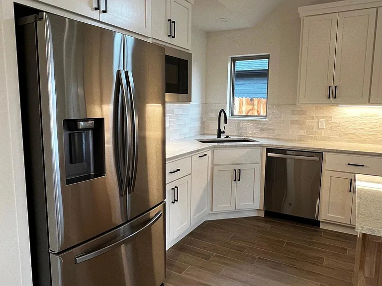 720 N Country Club Dr — Photo 10