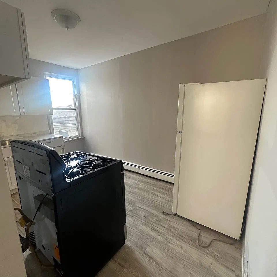 803 2nd Ave — Photo 3