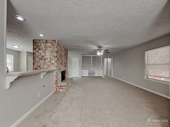 2nd image of 11447 Blackhawk Blvd