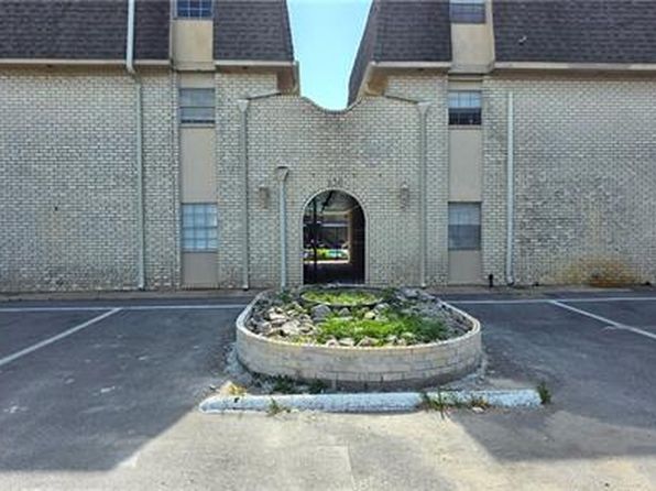 650 Central Ave APT 105