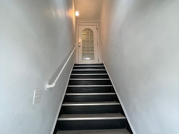 3rd image of 405 N Park St Unit B