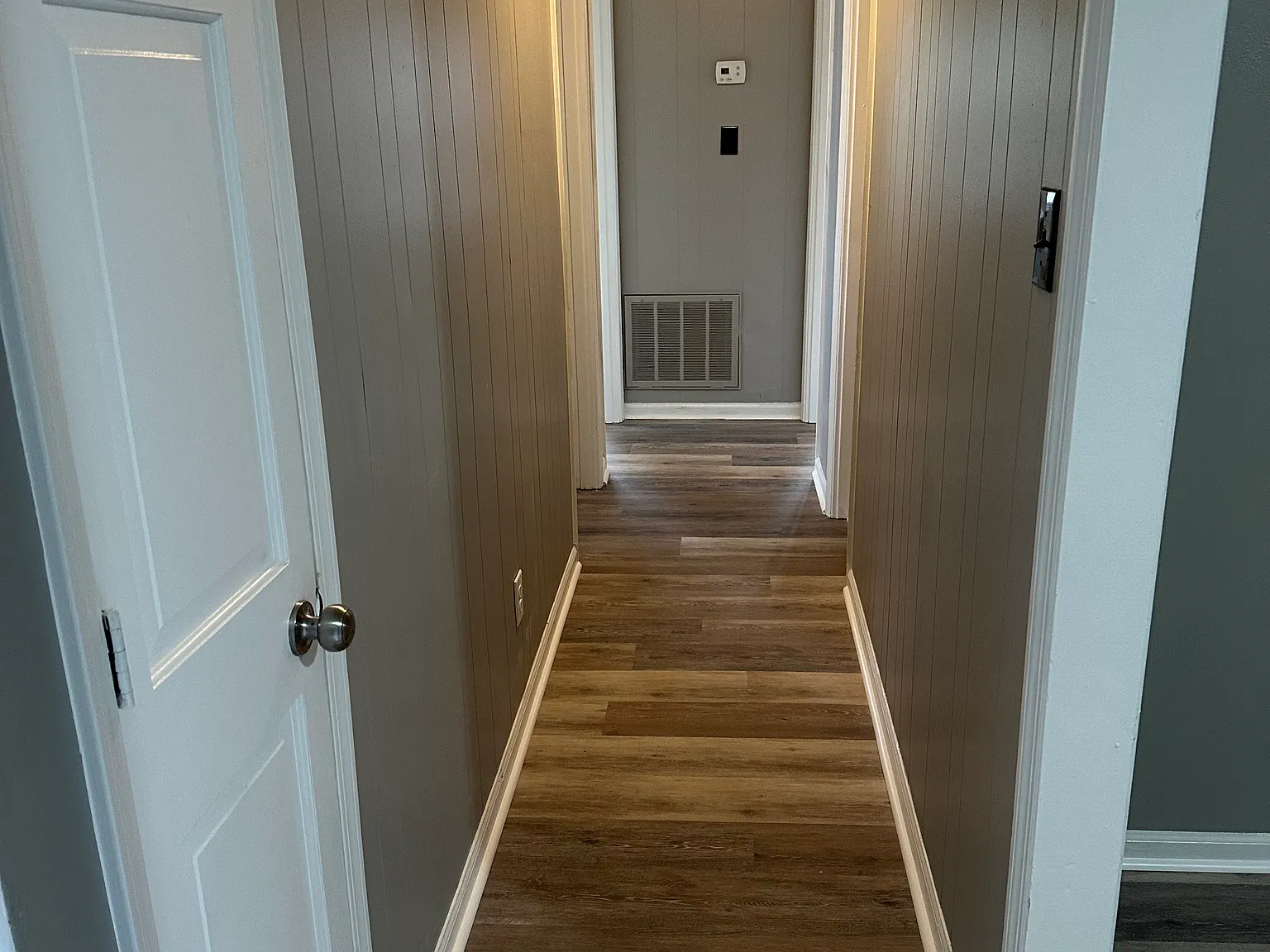 3 bed, 1000 sqft, $1,800 — Photo 4