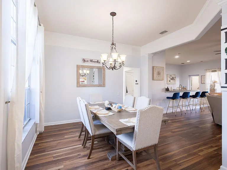 2024 Heartland Cir — Photo 10