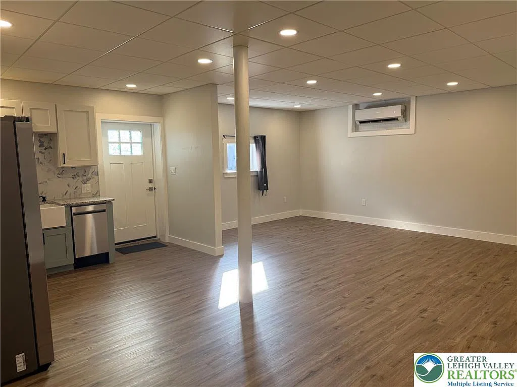 Studio, 600 sqft, $1,350 — Photo 4