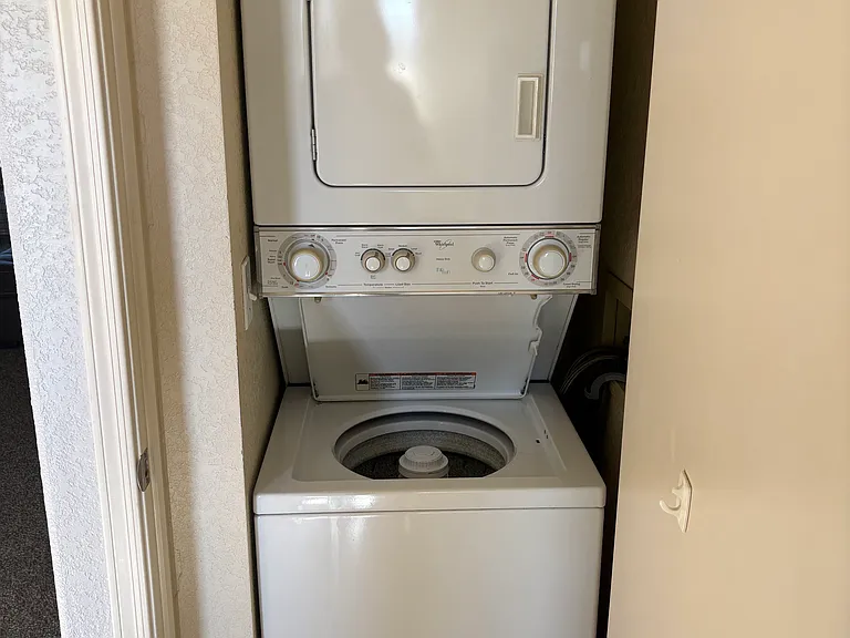 420 Acoma Blvd S #31 — Photo 5