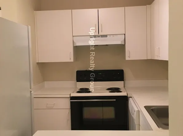 (undisclosed Address), Fall River, MA 02723