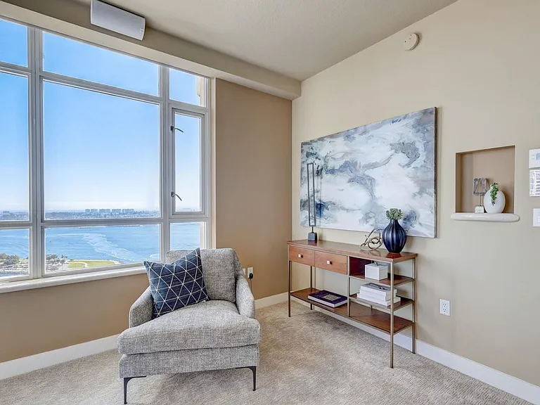 700 W Harbor Dr W #2902 — Photo 40