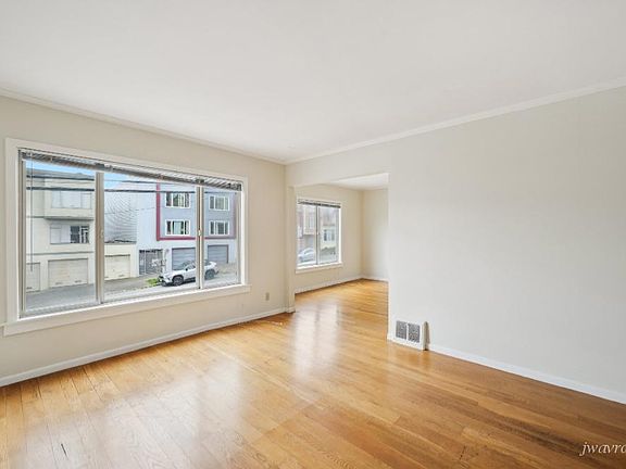 4th image of 2008 Lawton St