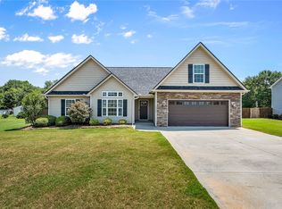 1025 Stoneham Cir, Anderson, SC 29626