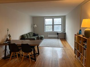 87-75 Kingston Pl #4B, Jamaica, NY 11432