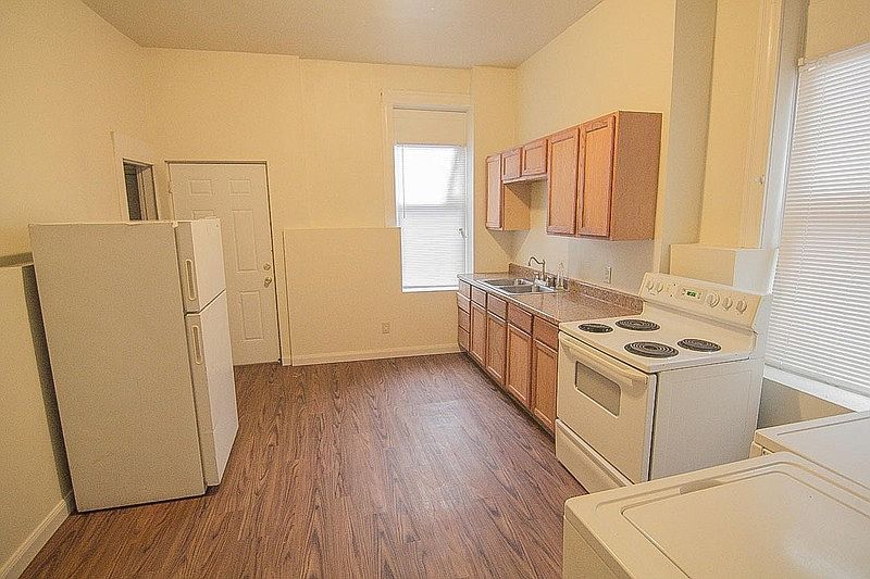 1st image of 3320 Oregon Ave