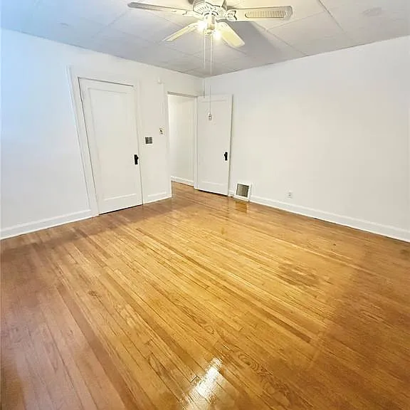 307 N Clinton St — Photo 10