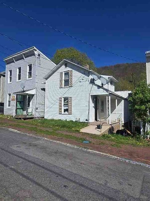 2nd image of 519 Furnace St