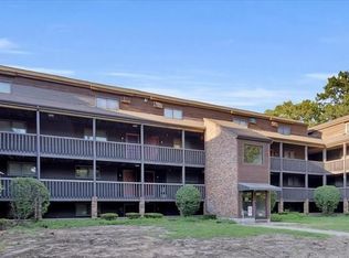 492 East St APT 26, Plainville, CT 06062