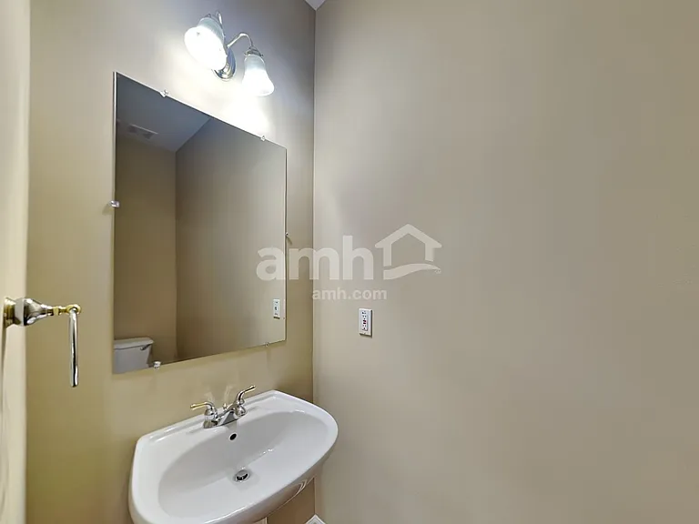 1735 Trellis Pl — Photo 9